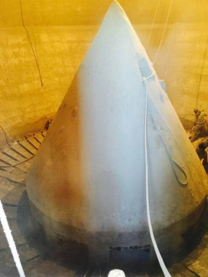 水泥庫清庫，清理鋼板倉